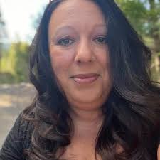 Employees by Last Name