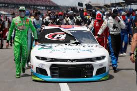 Did you know these fun facts and interesting bits of information? Watch Nascar Drivers Push Bubba Wallace S Car To The Front Of Field Before Race In Show Of Support The Boston Globe