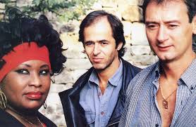 Je suis de ceux que la foule rassure on ne peut être rien que parmi des milliers. parler d' ma vie, 1985. Jean Jacques Goldman Home Facebook