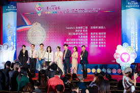新浪新聞報導：恭賀2020榮獲第三屆華人公益獎! [世界從「齒」更美好！ EXE卓品國際「植」得翻轉人生] – EXE牙醫師私房刷牙組