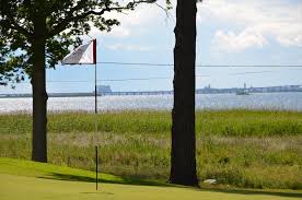 Information om golfklubben och banorna. Upplev Olands Narmaste Golfbana Saxnas Golfklubb