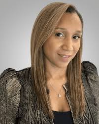 About Our Stylists: Nina