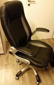 Einen schreibtischstuhl günstig bekommen zu bekommen, ist heute keine herausforderung mehr, sondern viel mehr ein problem. Woran Erkenne Ich Einen Guten Chefsessel Markt De