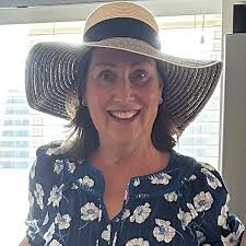 FINALLY FIGURED OUT HOW TO READ COMMENTS ON THREADS. TAP THE BLANK SPACE BY  THE LEFT SIDE OF THE HEART ❤️