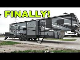 Fifth wheel king pin experts. My Favorite Toy Hauler Floorplan 44 Keystone Raptor 423 Youtube Fifth Wheel Toy Haulers Luxury Rv Living Toy Hauler