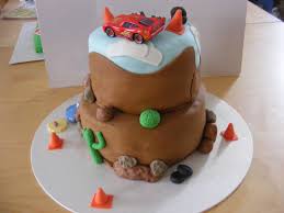 Gateau Cars Chocolat Creme Au Beurre Vanille Gateau Cars Gateau Creme Au Beurre Vanille