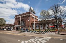 Rich in history and hospitality, there is something for everyone without ever leaving the complex! Chattanooga Choo Choo