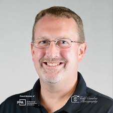 Affordable family photographer for fall photos?