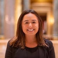 Courtney Jasper's Instagram, Twitter & Facebook