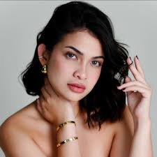 Gusto ko mag dagat. Gusto ko mag Hiking . Gusto ko may Freedive. Gusto ko  mag Baguio. Gusto ko magtravel . Gusto ko maging disney princess 🥺bakit  pinipilit nyo ako maging Amazona