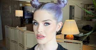 21.08.2020 · kelly osbourne responds to plastic surgery rumours fans have noticed kelly osbourne's changing appearance of late, particularly her significant weight loss. Igzz3nlarccvom