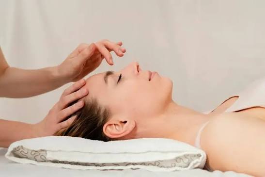 Massage Totok Wajah