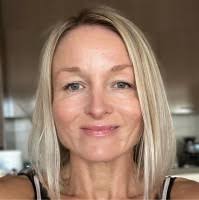 6 "Juliet Howe" profiles