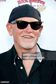 Dave Furano and his wife Sandy Furano arrives at the Rock & Brews... News  Photo