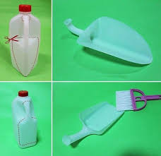 Milk Carton Scoops Brilliant Idees De Recyclage Recyclage Bidon Plastique