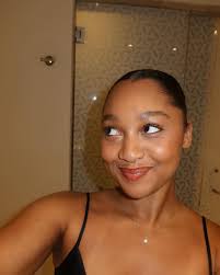 Lauryn Mills (@thelaurynmilan) • Instagram photos and videos