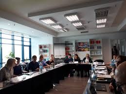 Tema acestei ediţii este „cultura în pragul centenarului marii uniri. Muzejski Dokumentacijski Centar Older Articles