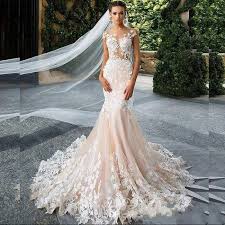 Short and transparent or long and multilayered voile will match to this model. Illusion Veil Sweep Train With Feathers Lace Mermaid Wedding Dress Wf049 Buy Lace Mermaid Wedding Dress Wedding Dress With Veil Feathers Wedding Dress Product On Alibaba Com