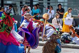 Juegos tradicionales y populares del ecuador cuales son : Las 7 Tradiciones Y Costumbres De Quito Mas Populares