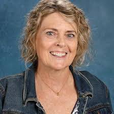 Mary Rauh's Instagram, Twitter & Facebook