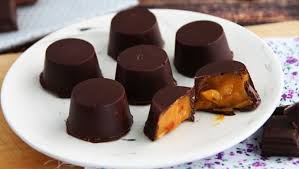 Dolce Di Mele Con Ricotta E Mandorle Ricetta Petitchef Recette En 2020 Chocolat Chocolat Aux Amandes Caramel Au Beurre