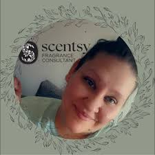 WELCOME TO OUR NEW MEMBERS!** 🎈Hello! It's Favorite Grampy and Nikki, and  we, along with Grammy, run this Universal Group. We're so excited you  joined our community. This group is now