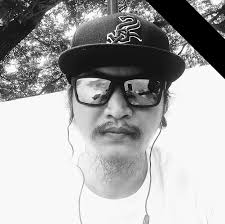 🌺 Happy Aloha Friday!!!! 🌺 Don't forget to stream Elevation this  weekend!! Any dope plans?! 🌝🌚 HMUA @theroxyexperience_ Top is  @curatedbylizd