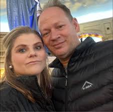 Hello ,is there maybe a laerskool concordia parent that could answer a  question for me.....I'm looking to change schools for my child, his bag  currently weighs 15kgs because all the books they