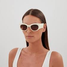 NEW Gucci GG1544S 004 Ivory Brown Unisex Oval Sunglasses GG 1544S