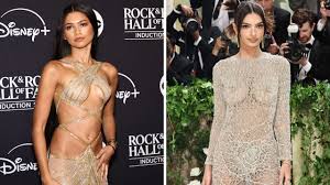 Photos show naked celebrity trend is here to stay | news.com.au —  Australias leading news site for latest headlines