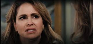 GH's Lisa LoCicero Delivers The 'Power Performance of the Week'