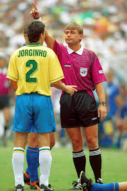 65 évesen meghalt puhl sándor világhírű futballbíró, közölte a magyar labdarúgó szövetség, amely saját halottjának tekinti őt. Orrtores Kolcsonpenz 25 Eve Vezette Puhl Sandor A Vb Dontot