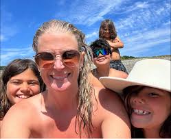 Family of 4 looking to rent home