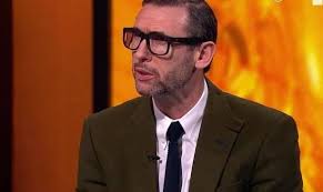 የቀድሞ አርሰናል ተጨዋች የነበረው ማርቱን ዛሬ እንዳለው አርሰናል በዚህ ስዝን ሻምፒዮንስ ሊግ ውስጥ የመግባት እድል  አለው ብላል ,ማርቲን ከ 7 ጨዋታ በፊት ያለው የነበረው አርሰናል ኢሮፓ ሊግ እንካ የመግባት አቅም የለውም ብሎ