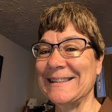 Janet Lenderman's Instagram, Twitter & Facebook