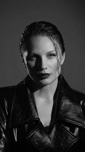 Передай привет ты там кому-нибудь …