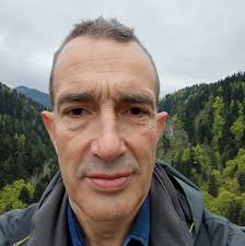 Africa in summer... The beauty of the minarets... Birds sometimes built  nests