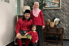 Check spelling or type a new query. Dah Dapat Sepasang Jep Sepahtu Syukur Sari Yanti Selamat Lahir Anak Lelaki Hiburan Mstar
