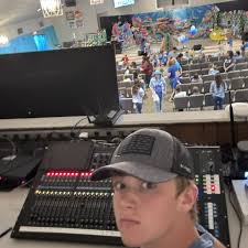 Anna Grace Branham and Trae Andrews's Wedding Website