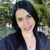 Samia Medina's Instagram, Twitter & Facebook