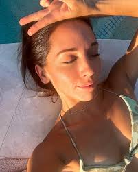 my fave outfits are swimsuits ☀️☀️