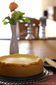 Place dough in a plastic bag in the refrigerator for 1 hour. Der Perfekte Kasekuchen Maria Es Schmeckt Mir