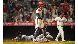 Kirby Yates blows save as Angels waste strong start from Reid Detmers