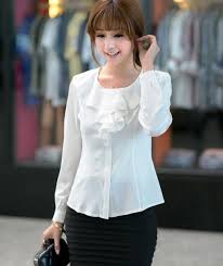 Beli baju atasan wanita online di zalora indonesia ® | cod ️ garansi 30 hari ️ gratis ongkir ️ original ️ cashback ️ | belanja sekarang! 12 Model Kemeja Putih Wanita 2018 Terbaru Fashion Modern Trendy Fashion Casual Chic Style Winter Fashion