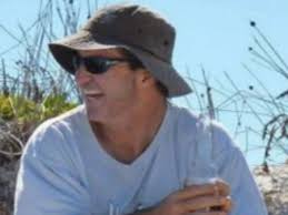 Tributes flow for Esperance shark attack victim Andrew Sharpe after WA  search called off