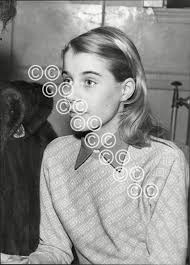 35962728-Actress Julia Lockwood Julia Lockwood born Margaret Julia Leon; 23  August 1941 is a British actress. She was born in Ringwood, near  Bournemouth, in Hampshire, the daughter of British film