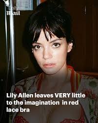 The star continues to show off the results of her latest cosmetic procedure  😳🔥 Read more: https://trib.al/JGw84s4