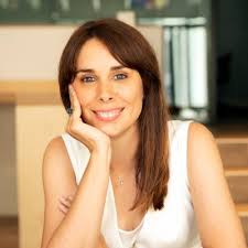 Me voy a presentar brevemente.