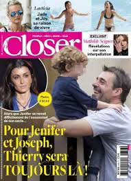 Les tourtereaux sont en effet devenus les heureux parents d'un adorable petit garçon ! Jenifer Bartoli And Thierry Neuvic Magazine Cover Photos List Of Magazine Covers Featuring Jenifer Bartoli And Thierry Neuvic Famousfix
