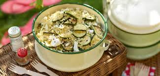 Schnell Einfach Zucchini Bulgur Salat Mit Feta Lidl Kochen Rezept Salat Mit Schafskase Bulgur Feta Salat